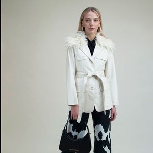 House of Sunny Waiter Blazer/Coat/jacket with fur